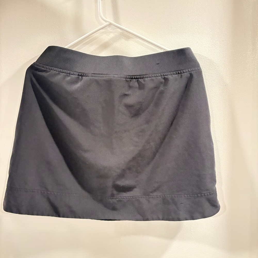 32 Degrees Women's Black Mini Skirt-shorts under
